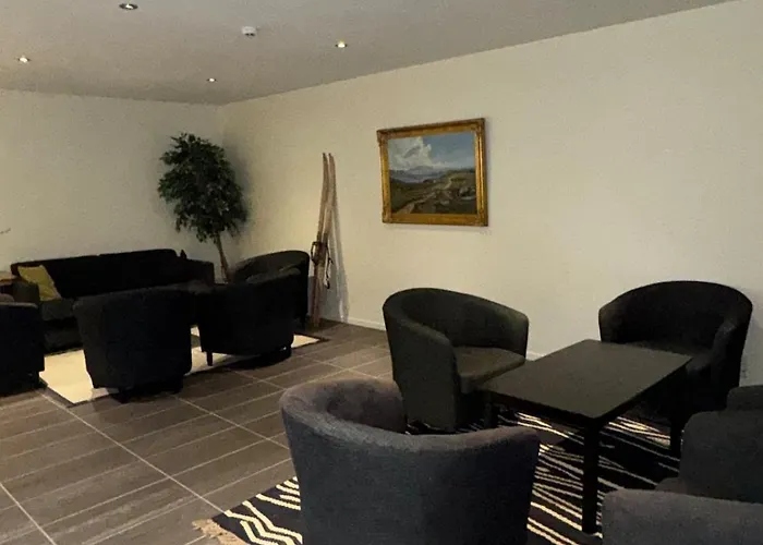 - Pool & Sauna * Voss